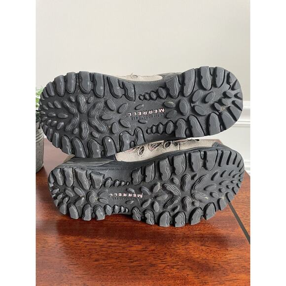 Merrell Kid's SIZE 2 Chameleon Mid Waterproof Hiking Boots Kangaroo Pink - Picture 4 of 7